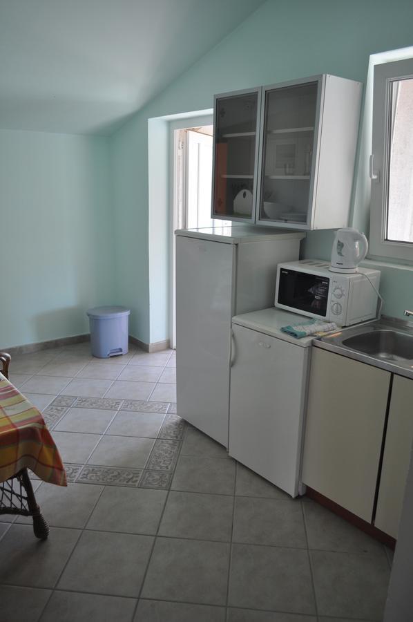 Tri Srca Apartments & Rooms Funtana Kültér fotó